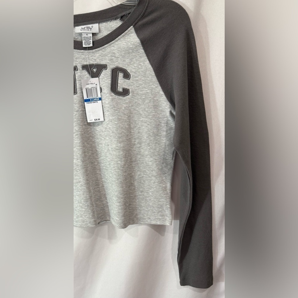 Just Polly NYC Cropped Long Sleeve Top Gray Raglan Graphic Tee XL Streetwear - Picture 7 of 9